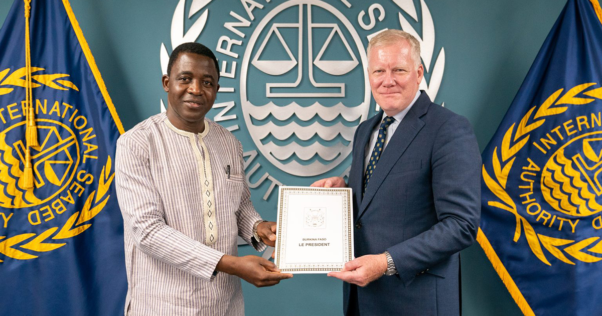 The Permanent Representative of Burkina Faso Presents Credentials to the ISA Secretary-General