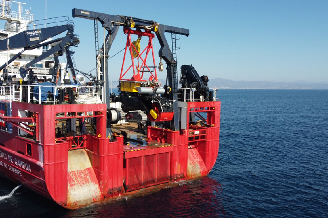 Vacuuming-up Rare Metals from the Deep Sea Floor